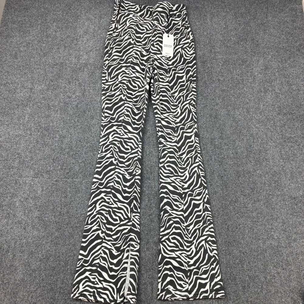 Forever 21 Premium Zebra Print High Rise Bootcut Pants Womens Size 24 24x32 NEW